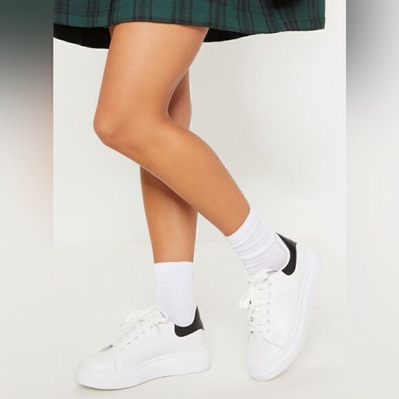 Princess Polly white chunky sole sneakers in white - Picture 1 of 7